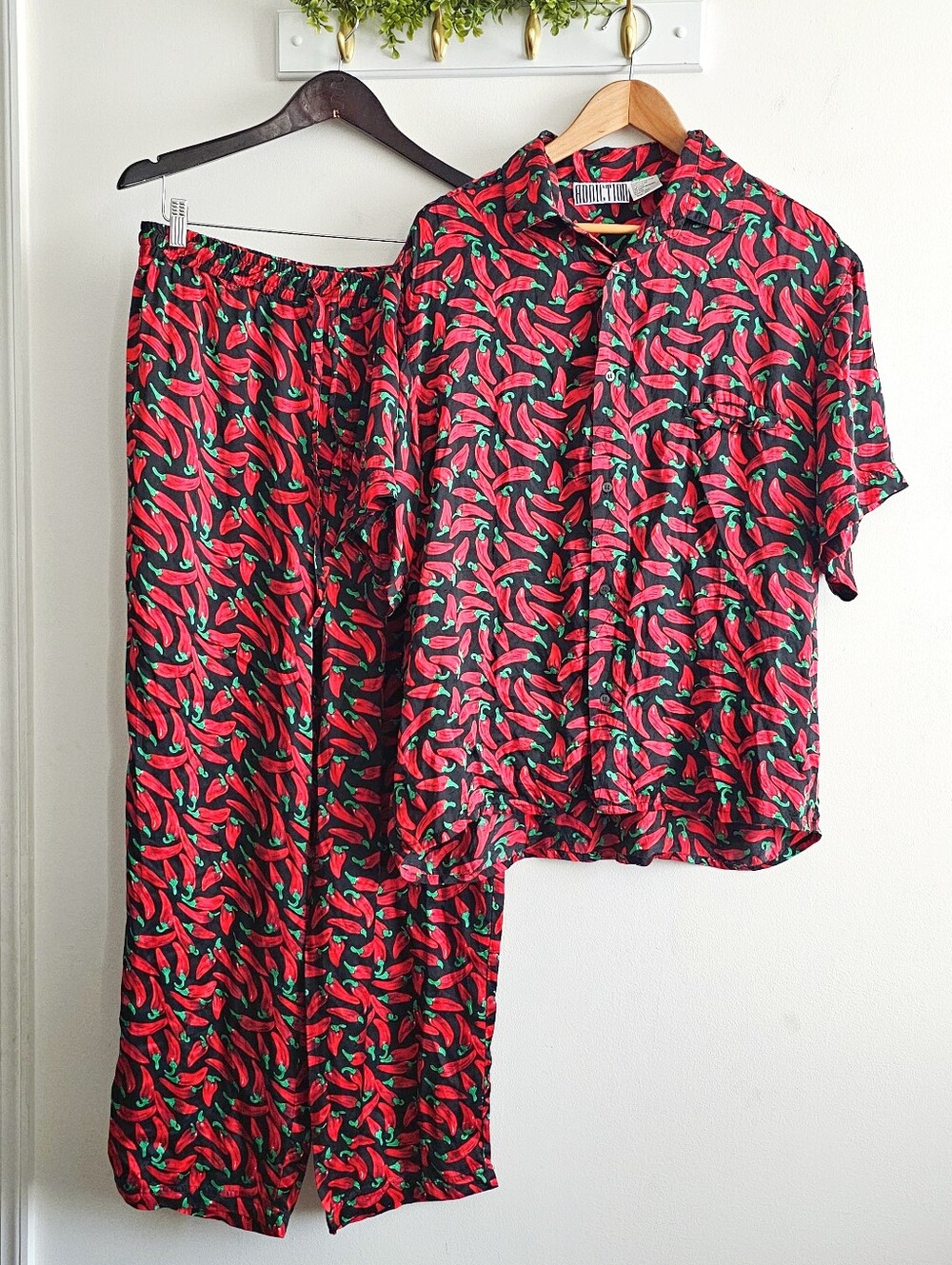 ADDICTION 100% Silk Rare Vintage Chili Pepper Pajama Set Men's M 32-34
